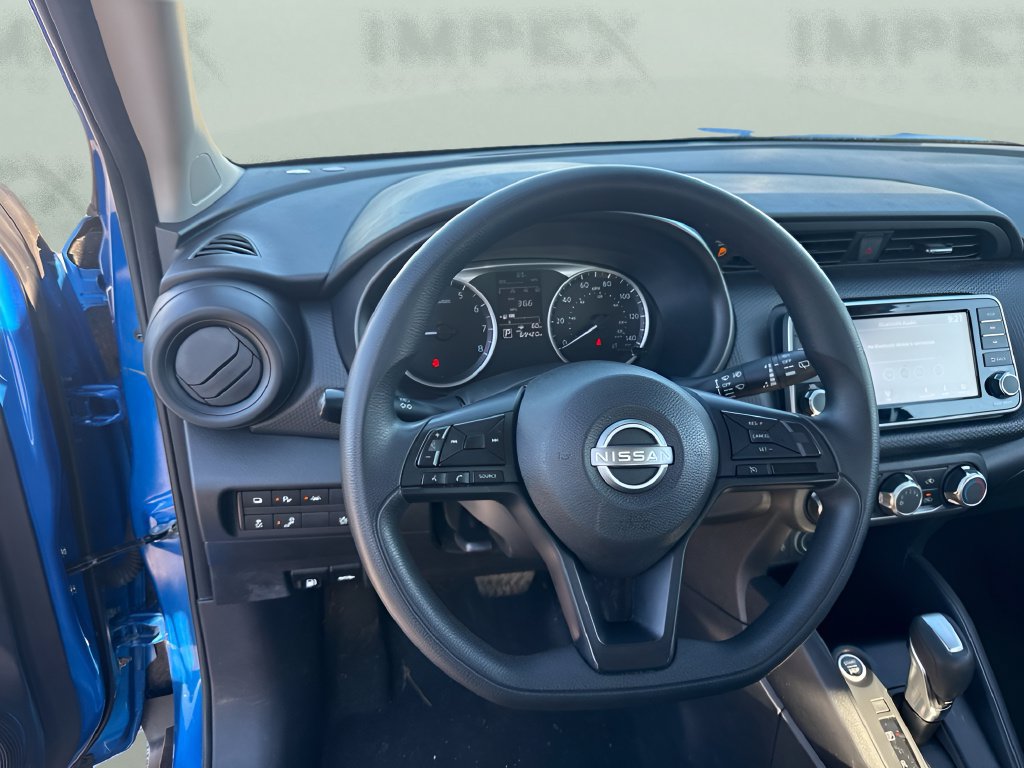 Used 2023 Nissan Kicks S FWD image 11