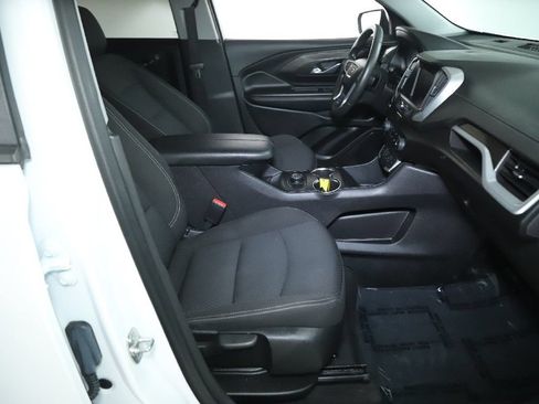 Used 2024 GMC Terrain SLE AWD/4WD image 34