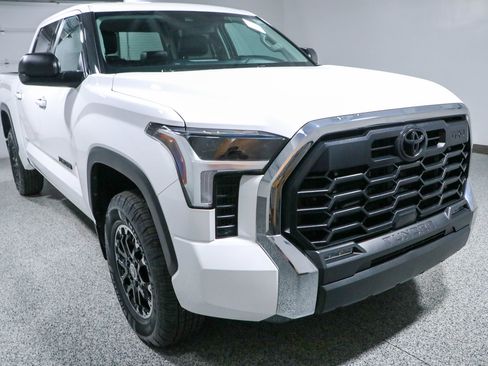 Used 2023 Toyota Tundra SR5 w/ TRD Off-Road Premium Package AWD/4WD image 5