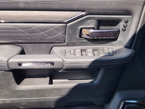 New 2026 RAM 2500 Limited image 16