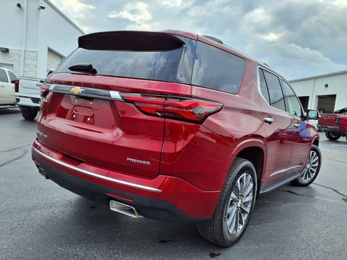 Used 2023 Chevrolet Traverse Premier AWD/4WD image 36