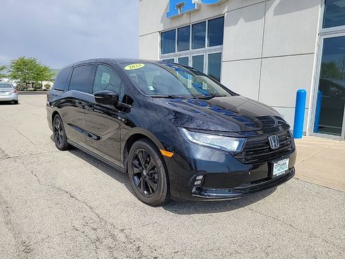 Used 2023 Honda Odyssey Sport image 1