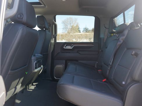 Used 2025 GMC Sierra 3500 Denali w/ Denali Reserve Package image 20