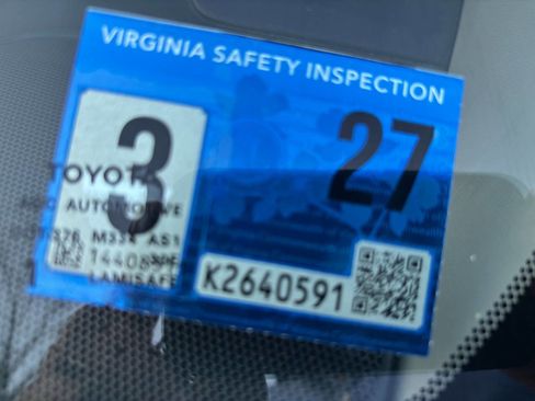 Used 2012 Toyota Camry LE image 11