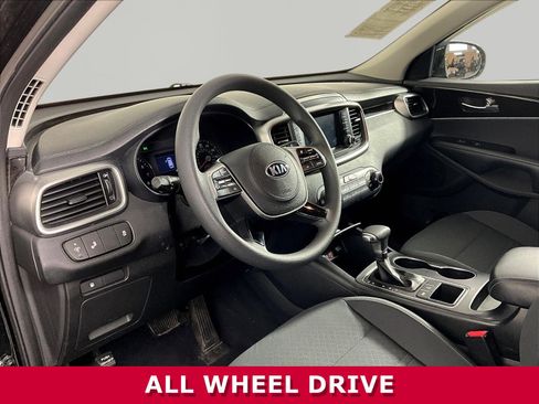 Used 2020 Kia Sorento LX AWD/4WD image 15
