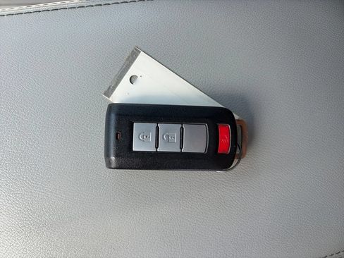 Used 2022 Mitsubishi Eclipse Cross SEL AWD/4WD image 27