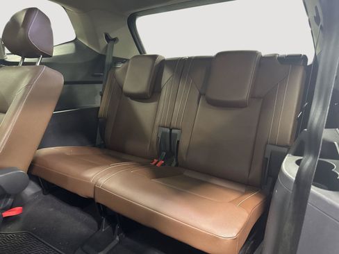 Used 2021 Volkswagen Atlas SEL AWD/4WD image 8