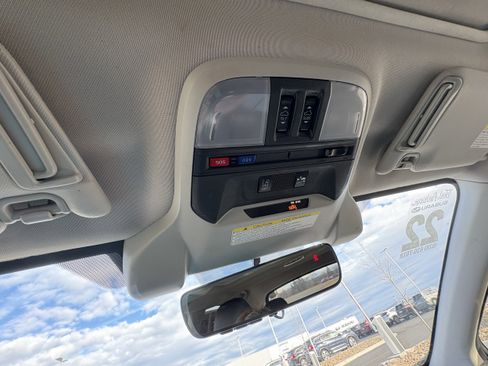 Certified 2022 Subaru Crosstrek 2.5i Limited w/ Popular Package #4 image 25