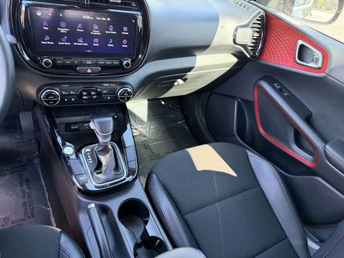 Certified 2023 Kia Soul GT-Line image 17