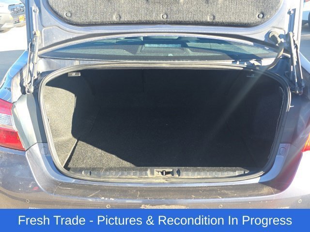 Used 2017 Subaru Legacy 2.5i Limited AWD/4WD image 19