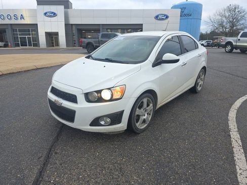 Used 2015 Chevrolet Sonic LTZ image 7