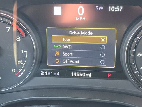 Used 2023 Cadillac XT5 Premium Luxury w/ Technology Package image 11