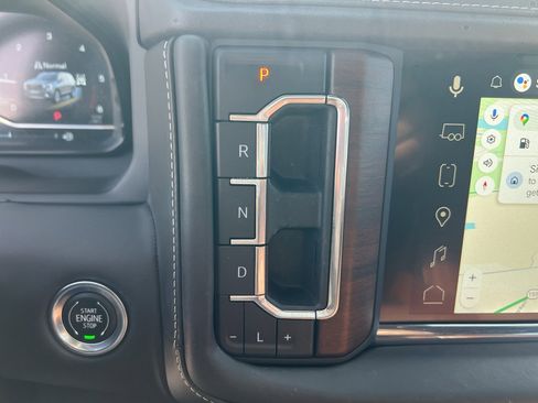 Used 2023 GMC Yukon Denali Ultimate image 21