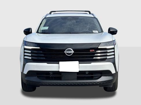 New 2026 Nissan Kicks SR FWD image 6