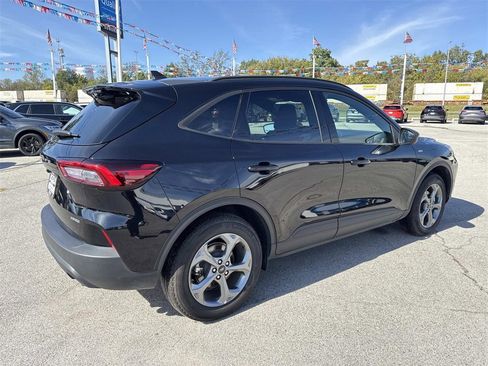 Used 2025 Ford Escape ST-Line image 7