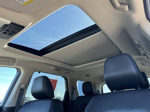 Certified 2023 Nissan Pathfinder Platinum w/ Lighting Package (N92) image 25