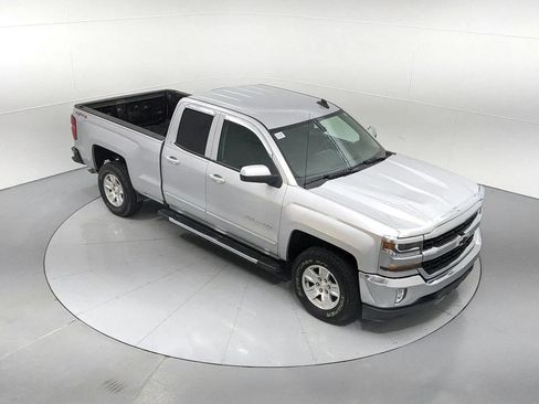 Used 2017 Chevrolet Silverado 1500 LT w/ All Star Edition AWD/4WD image 17