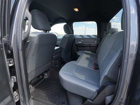 Used 2022 RAM 2500 Big Horn AWD/4WD image 18