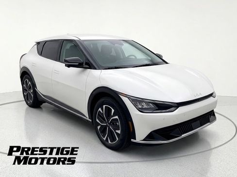 Used 2023 Kia EV6 Wind w/ Wind Technology Package AWD/4WD image 1