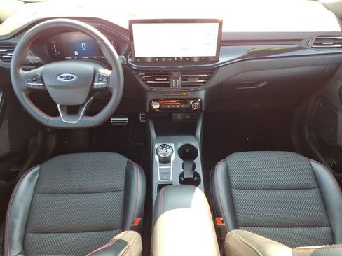 Certified 2023 Ford Escape ST-Line w/ Tech Pack #1 AWD/4WD image 10