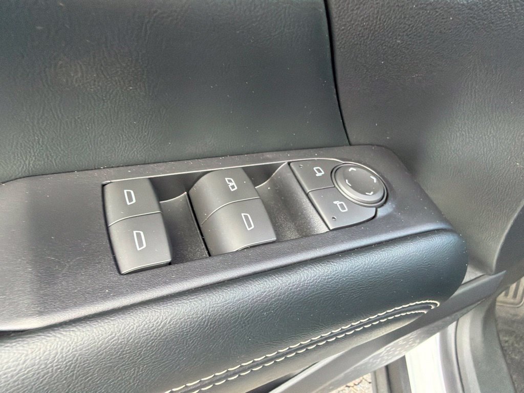 Used 2026 GMC Terrain Elevation w/ Elevation Premium Package AWD/4WD image 18