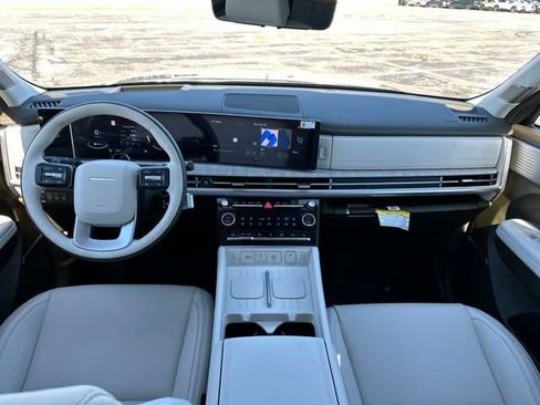 New 2025 Hyundai Santa Fe Calligraphy image 10