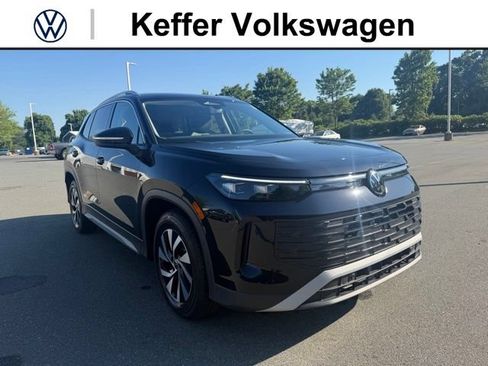 New 2026 Volkswagen Tiguan S FWD image 7