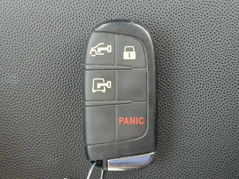 Used 2025 RAM ProMaster 2500 w/ Convenience Group FWD image 31
