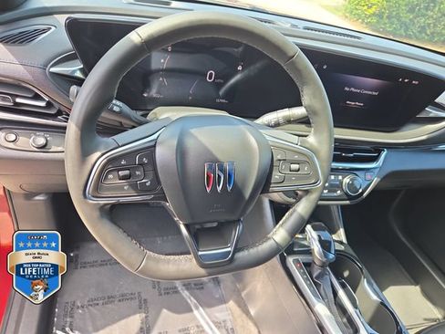 Certified 2024 Buick Envista Sport Touring w/ Convenience I Package FWD image 17