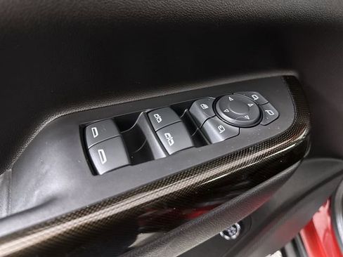 Used 2023 GMC Acadia AT4 w/ Technology Package image 24