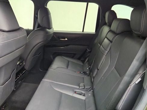 Used 2023 Lexus LX 600 4WD w/ Interior Upgrade Package image 20