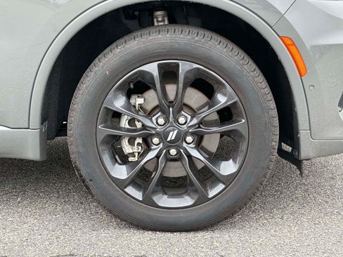 Used 2025 Dodge Durango GT AWD/4WD image 7