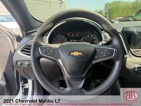 Used 2021 Chevrolet Malibu LT FWD image 17