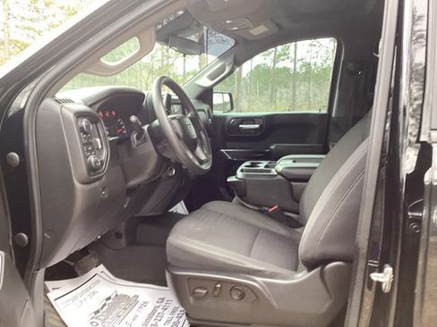 Used 2022 Chevrolet Silverado 1500 Custom Trail Boss w/ Midnight Edition image 10