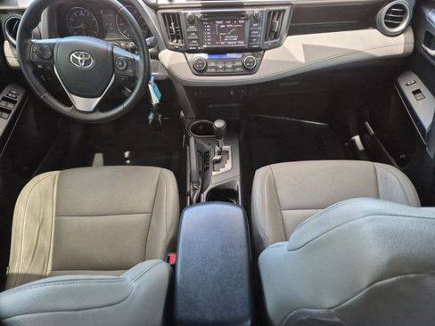 Used 2017 Toyota RAV4 XLE FWD image 18