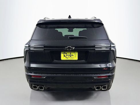 New 2026 Chevrolet Traverse RS w/ LPO, Floor Liner Package AWD/4WD image 6