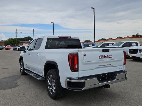 New 2026 GMC Sierra 1500 SLT RWD image 3