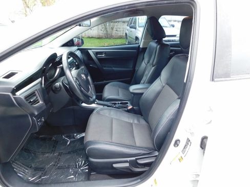 Used 2015 Toyota Corolla S image 6
