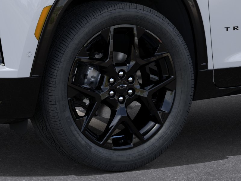 New 2026 Chevrolet Traverse RS w/ LPO, Floor Liner Package FWD image 9