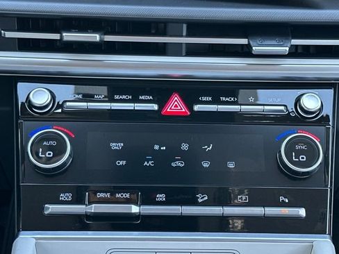 New 2026 Hyundai Santa Fe SE image 22