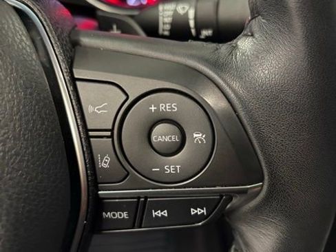 Used 2020 Toyota Camry XSE image 18