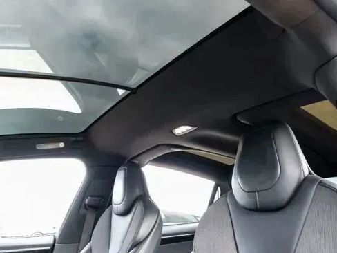 Used 2018 Tesla Model X 100D image 5