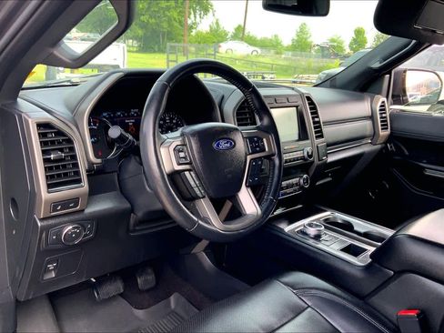 Used 2021 Ford Expedition XLT RWD image 15