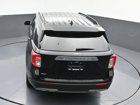 Used 2021 Ford Explorer XLT w/ Equipment Group 202A RWD image 39