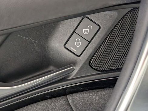 Used 2020 Land Rover Discovery Sport S AWD/4WD image 11