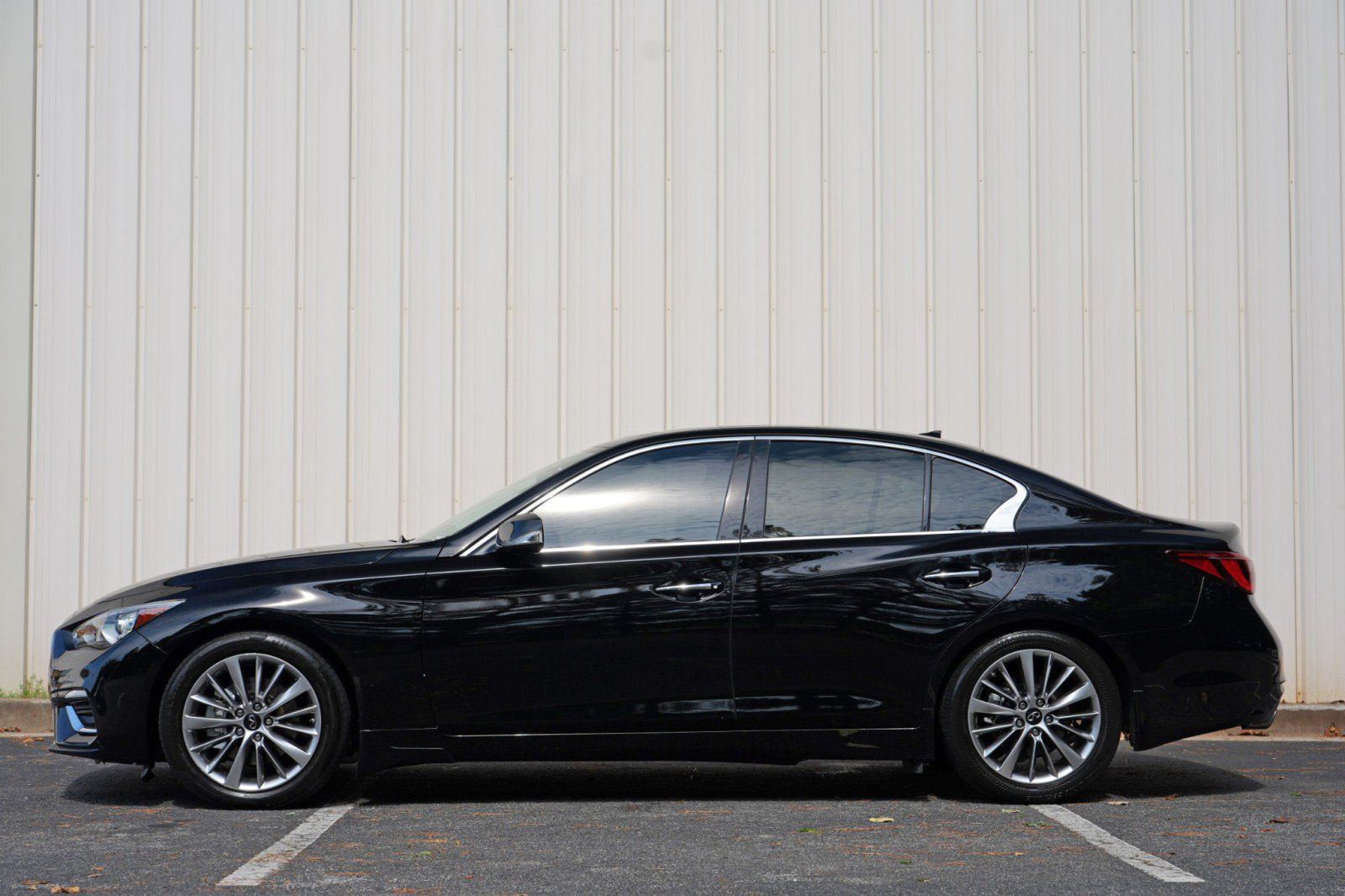 Used 2023 INFINITI Q50 Luxe w/ Cargo Package RWD image 8