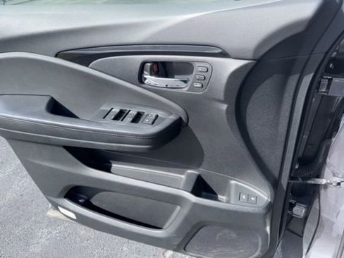 Used 2016 Honda Pilot Elite image 16