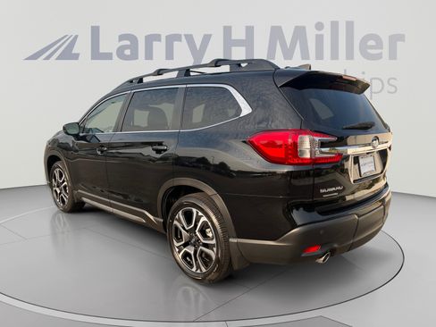 Certified 2026 Subaru Ascent Limited AWD/4WD image 3
