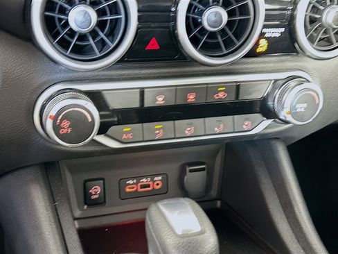 Used 2025 Nissan Sentra SV image 22