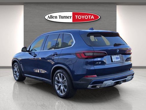 Used 2023 BMW X5 xDrive45e w/ Executive Package image 8